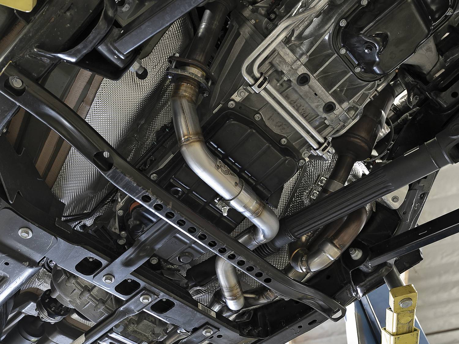 Andyページ aFe POWER Street Series Y-Pipe 4848026 | O'Reilly Auto Parts