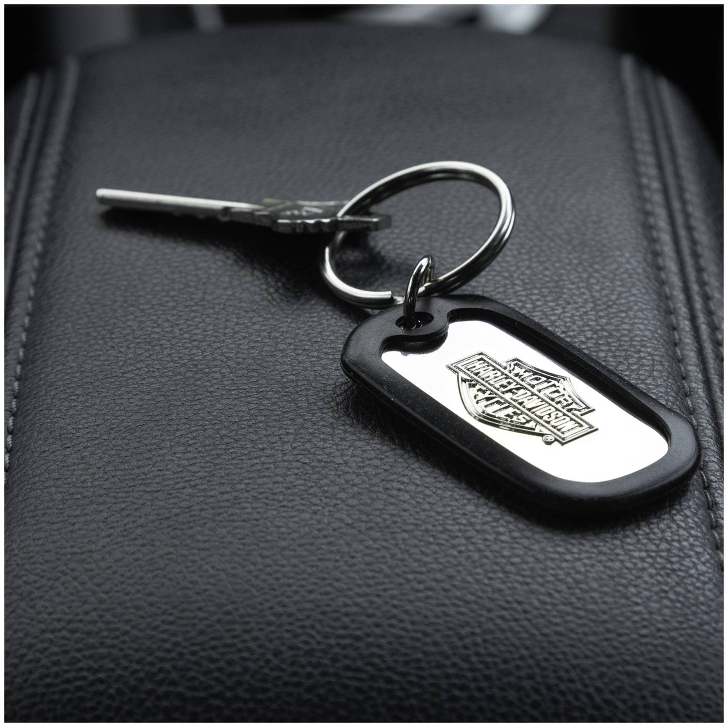 Harley-Davidson Bar & Shield Metal Key Chain – Rubber Tag Style, Official-Look Accessory 11 thumbnail image