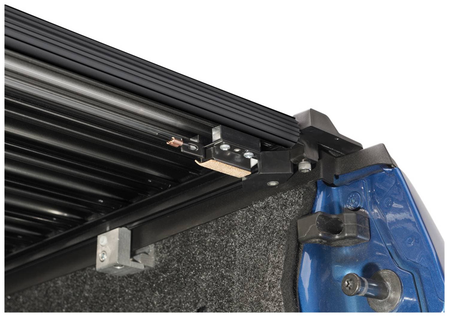 Retrax IX Tonneau Cover 30481 | O'Reilly Auto Parts