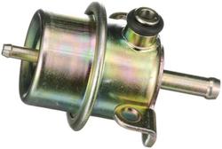 Régulateur Pression Carburant Pour Volvo 240/740/940 Etc. Et Saab 9000 - 2.5 Bar - Référence 0 280 160 227 - 2